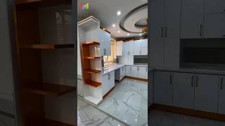 White Kitchen Design: Traditional Kitchen Design | I-Zay Home #kitchendesign