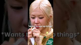 Rosé feeling how spicy the wings are on #hotoneschallenge #Rosé #APT #vampirehollie #Rosie #fyp