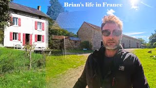 フランスの農家の別荘に新しいバスルームを建設中
