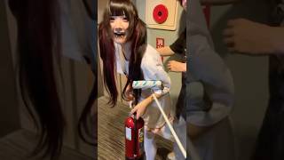 消火器で炎上を消しますww  #shorts #炎上 #トー横 #歌舞伎町 #地雷系 #コンカフェ #コスプレ