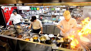 The BIGgest Fried Rice Rush in Japan! 1000's of customers rushing to the restaurant.