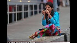 Funny phone use - Funny cell phone use l 15a-X7