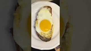 Healthy breakfast peanut butter egg toast #peanutbuttertoast #healthybreakfast
