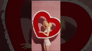 @roses_are_rosie for @skims #valentinesday on tiktok #rosé #rosie #numberones #fyp #shorts