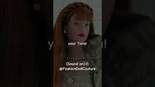 A dolls that’s just out of a Renaissance painting!