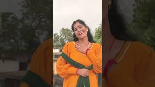 The girl is very unknown👰🏻‍♀️shah Rukh Khan,Kajol | Kumar Sanu, Alka Yagnik #kuchkuchhotahai #shorts