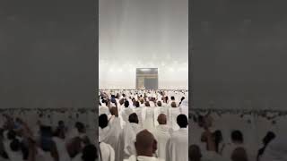 Thunder echoes with the Adhan in Makkah—a scene that stirs the soul