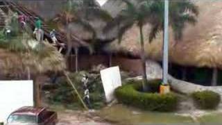 How they built the Punta Cana thatched-roof airport terminal