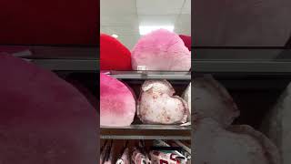 Pink finds at TJ Maxx 🎀🎅💕 | #tjmaxx #christmas2023 #pinkfinds  #valentinesday #shopwithme