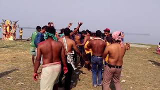 নাটশাল আমরা সবাই ক্লাব এর ঠাকুর ডোবানো
