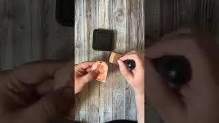 How to make tags look old and vintage
