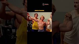 ARNOLD TRAINING RESULT 🥶 OLD MR OLYMPIA 💀 FATHER OF BODYBUILDING #arnoldschwarzenegger #shorts #edit