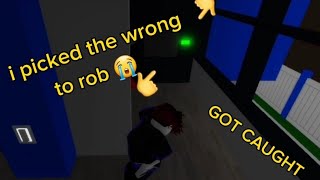 i tried to rob the wrong house (went wrong)!?!