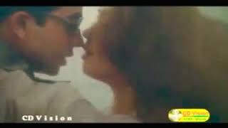 গানঃ তুই বিনে মন মানে না.. ছবিঃ জমজ! অভিনয়ঃ শাকিব খান,পপি। ডিরেক্টরঃ শাহিন-সুমন।