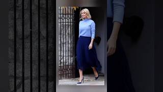 Elegant Outfits for middle aged women #elegantoutfit #middleage