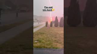 😬😬😬 #thunderstorm #lightning #rain #sleepaid #deepsleep #storm #sleepaid #rainforrest #storms