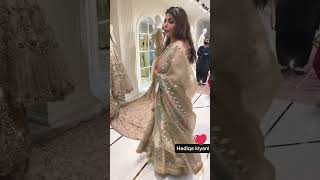 Beautiful Hadiqa kiani choosing her dress || Hadiqa’s wardrobe #music #song #cover #hadiqakiyani