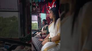 💝🫂 cute modern smile kerala bus driving ponnu vibes song whatapp status || கேரளா பொண்ணு