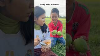 手の位置が間違ってます😏 #編集 #面白い #フルーツ