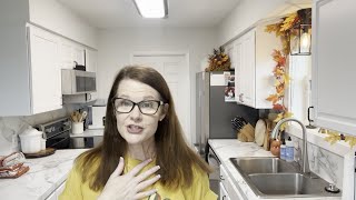 Fall 2025 Kitchen Decorate with Me Using Johanna Parker, Vintage Owls, and Mushrooms