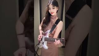 Viva #electricguitar #electricguitarsolo #barrioselectricguitar #vivafemale #anny