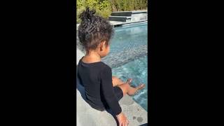 Kylie Jenner: A typical day for Stormi at home