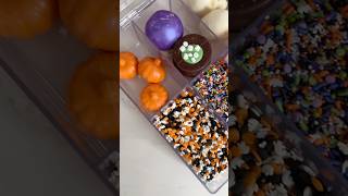 Spooky hot cocoa bar 👻 #spooky #chocolate #asmr #cozyfall #thatgirl #aesthetic #halloween #shorts