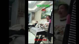 না হেঁসে থাকতেই পারবেনা