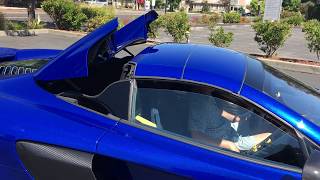 McLaren 675LT Spider top down operation