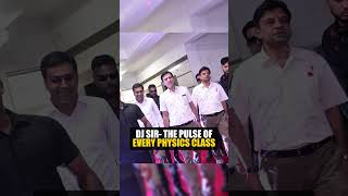 22 Years of Physics Legacy in Kota DJ Sir | Careerwill NEET #neetpreparation #neet #shorts