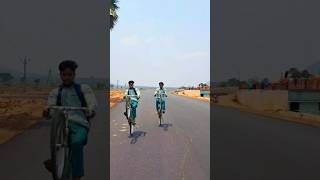 whllie stunts riding #viral #stunt #shorts #trendingshorts #viralreels #trendingreels #riding