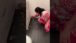 #cleaningroutine #bathroomcleaning #diy #housekeeping