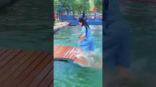 দেখুন মেয়েটি কি ভাবে ১ লাখ টাকা জিতে নিলো #viralvideo #funny #funnyvideo