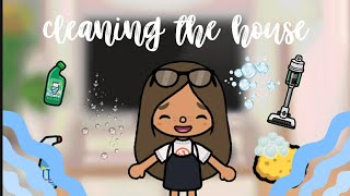 Cleaning my house in toca boca