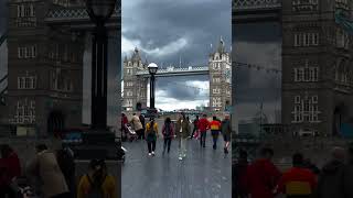 Grey skies, golden city London#london #instagram #uk #reels #londonlife #unitedkingdom #insta 🇬🇧