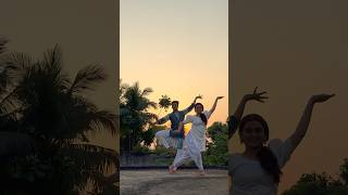 Ogo bideshini 🌸💝 #ogobideshini #amiakashepatiyakan #nazrulgiti #rabindrasangeet #dance #viralshort
