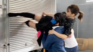 山本舞香、CGナシのローテクアクションの裏側／ヒロインメイク新WEB CM「STRONG MAIKA篇」メイキング