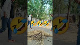 প্রচন্ড শীতে বন্ধুরা যা করে #viralvideo #viralshort #comedy #funny #funnyvideo #funnyshorts #sorts