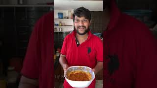 వర్షంలో చికెన్ పకోడి 🤤🍗😍 #foodvlogs #Tigeryt #snacks #telugufood #shorts #youtubeshorts