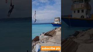 #abroad #hardwork #dangerous #viral #shorts #trending #youtubeshorts #viralvideo #shortsfeed #love