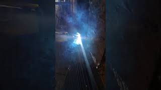 #metalfabrication#welders #weldaddicts#weldingporn metalart #weldaholics#manufacturing#arc#welder#