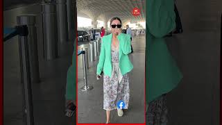 #GauriKhan spotted at airport.