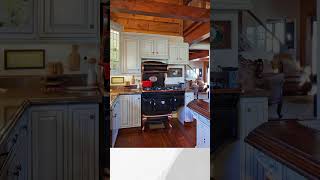 Choosing between a modular and civil kitchen Here’s a quick comparison to help you decide!