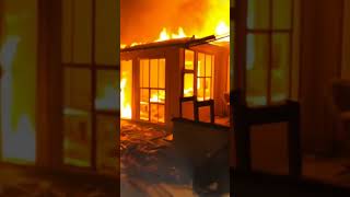 A child is in danger in America's fire 😭 #america #support #foryou #viral #support #babeatack