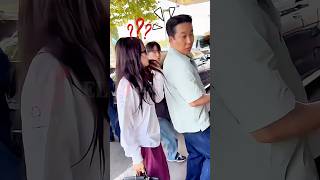 JENNIE BUMPS BODYGUARD AND APOLOGIZES 🥹🔥 #jennie #jenniekim #kimjennie