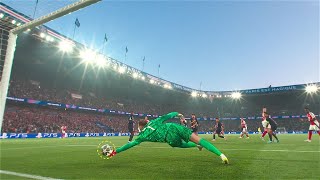 100 Times Goalkeepers Turned Into Superheroes
