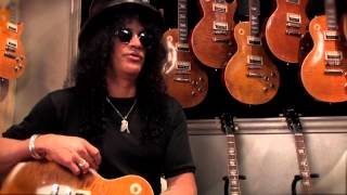 Slash Firmando Guitarras " Gibson Les Paul "