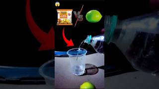 Laman and Baking Soda - chucking eise home experiment tray now #experiment #shorts