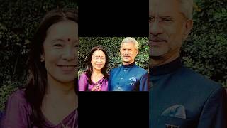 EAM Dr.S.Jaishankar with family  #sjaishankar#jaishankar#externalaffairs#foreignpolicy#trending#news
