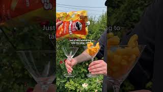 Pour the Pringles Mingles